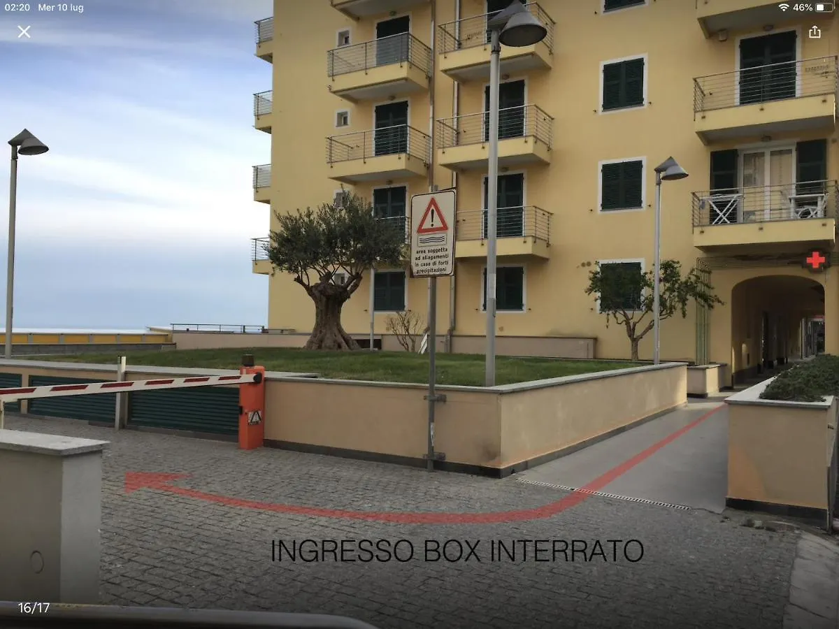 Apartment Babyaccommodation Family Sea & Box Pietra Ligure