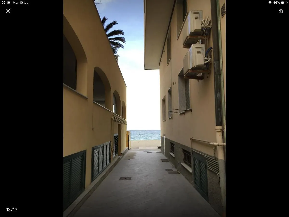 Babyaccommodation Family Sea & Box Pietra Ligure 0*,