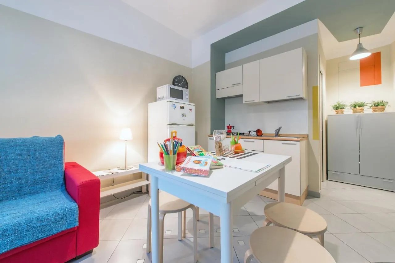 Babyaccommodation Family Sea & Box Pietra Ligure Apartment