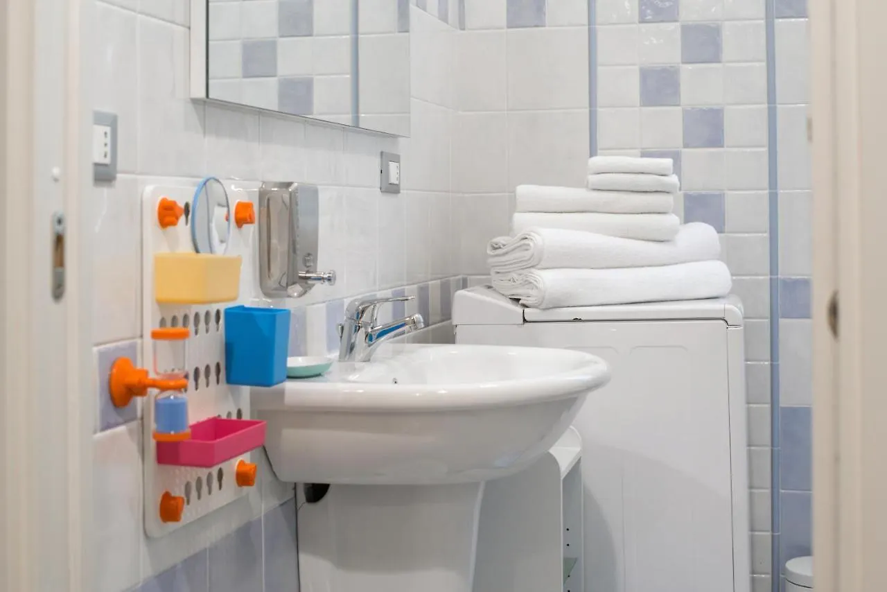 Babyaccommodation Family Sea & Box Pietra Ligure