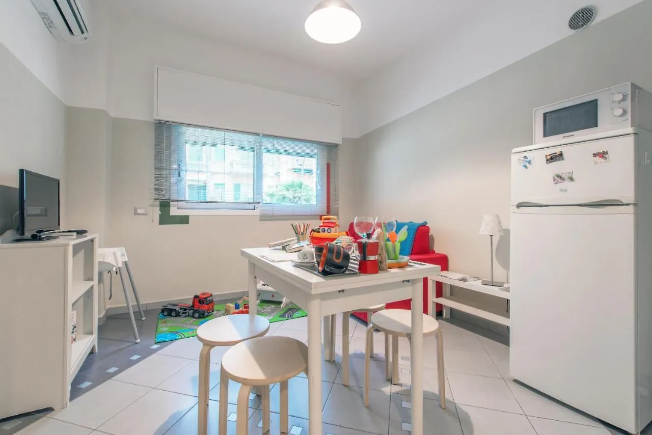 Babyaccommodation Family Sea & Box Pietra Ligure Italy